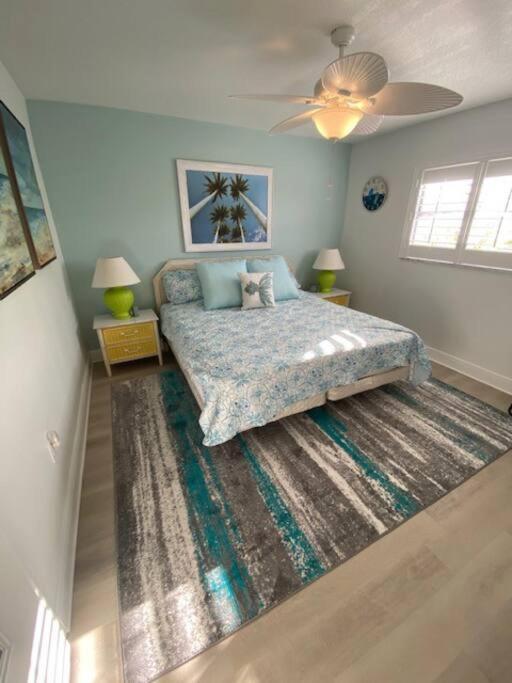 Beachfront Condo On Quiet Treasure Island- 1 Bed St. Pete Beach Exteriér fotografie