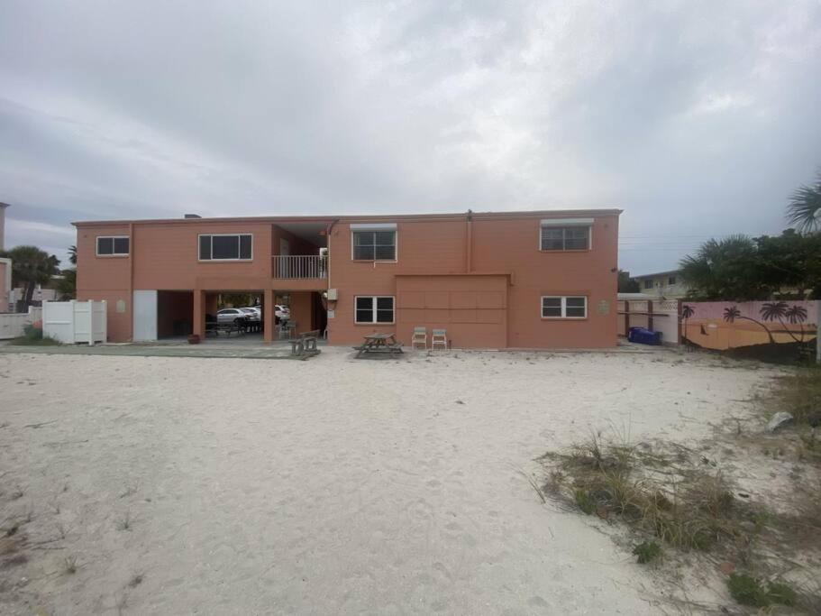 Beachfront Condo On Quiet Treasure Island- 1 Bed St. Pete Beach Exteriér fotografie